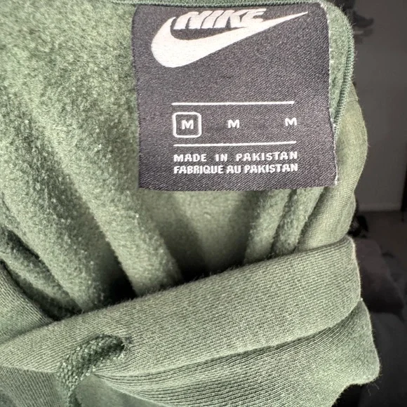 Nike Men's Olive Green Hoodie - Picture 2 of 2